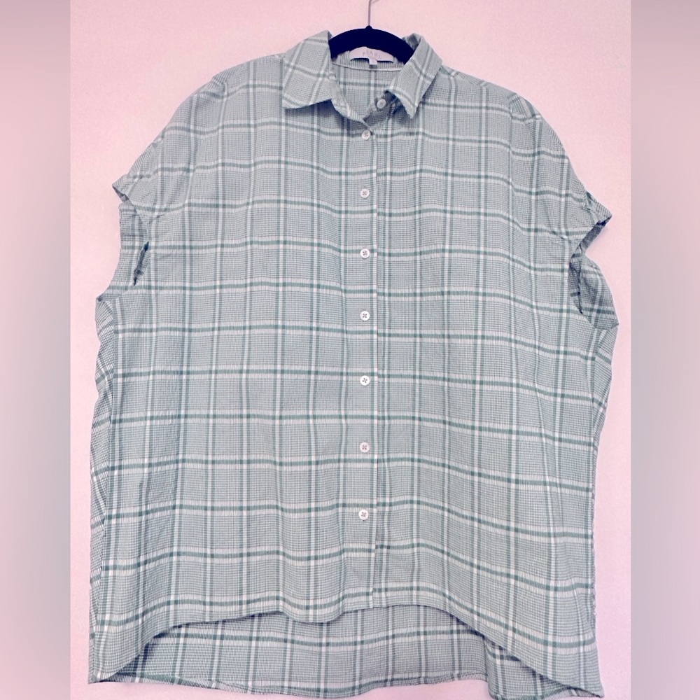 Pearl by Lela Rose Capelet Blouse in Green Plaid Seersucker size S